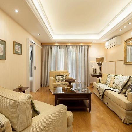 Vouliagmeni'S Elegance By Acropolis Suites Афины Экстерьер фото