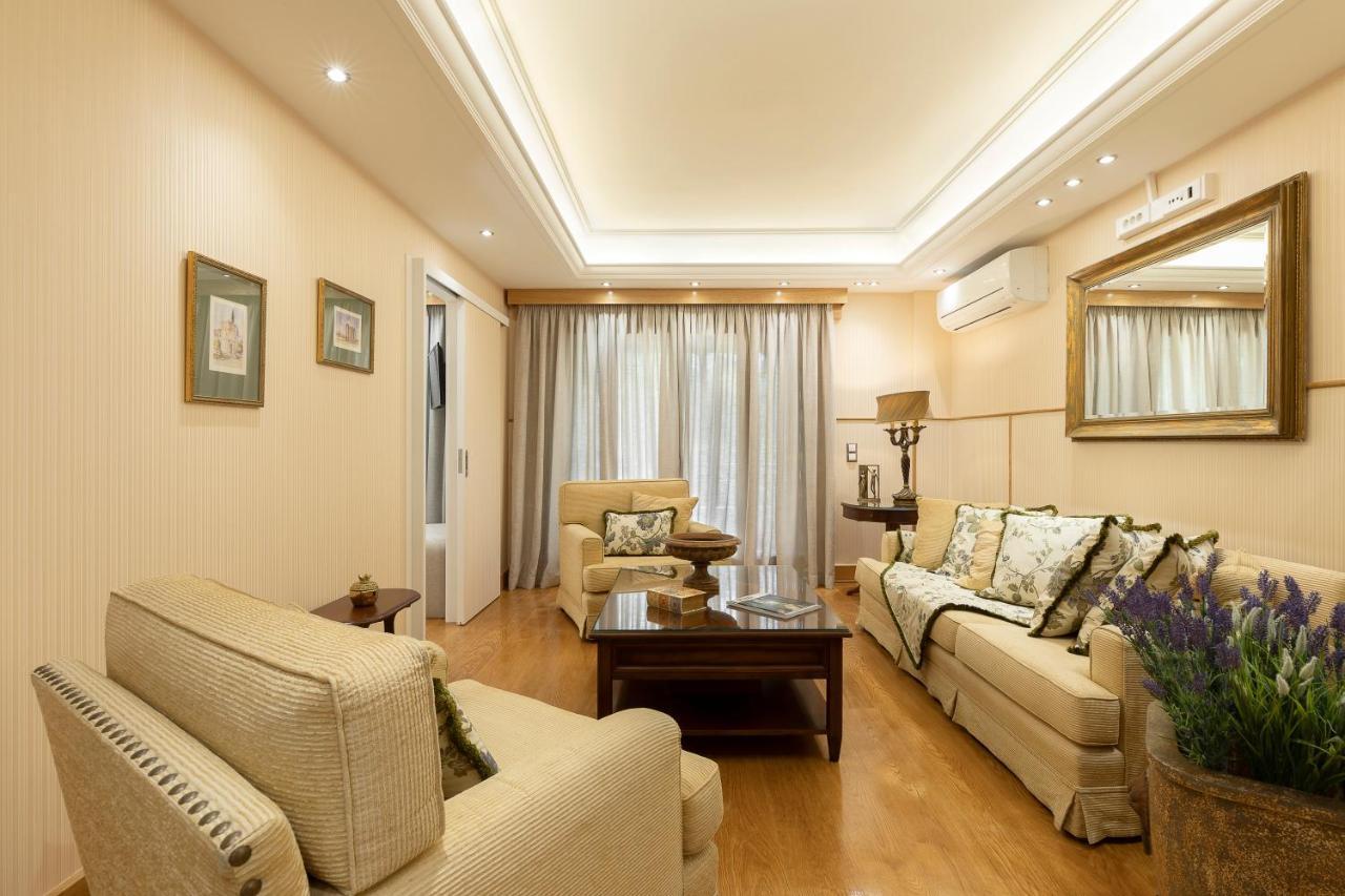 Vouliagmeni'S Elegance By Acropolis Suites Афины Экстерьер фото