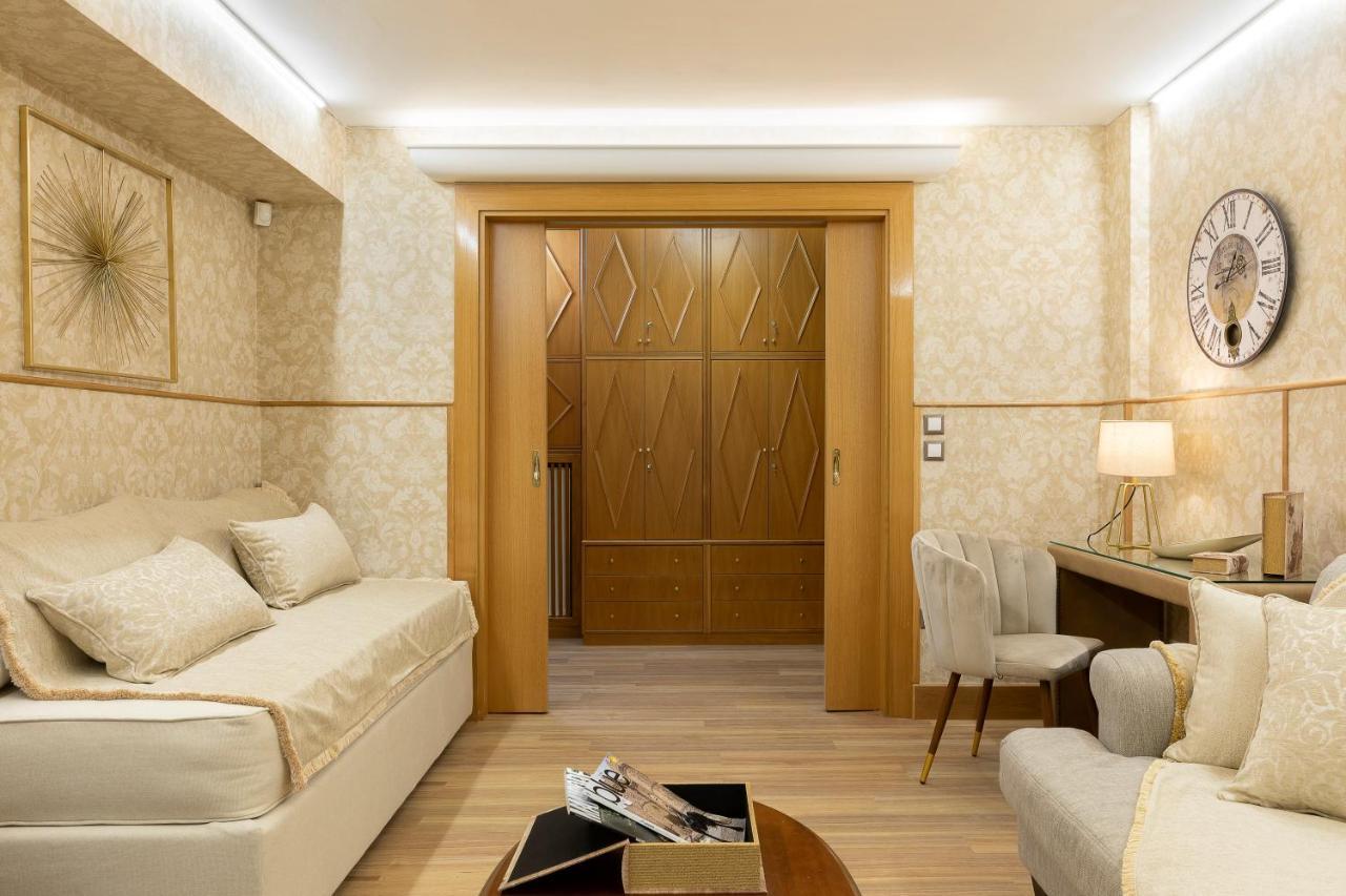 Vouliagmeni'S Elegance By Acropolis Suites Афины Экстерьер фото